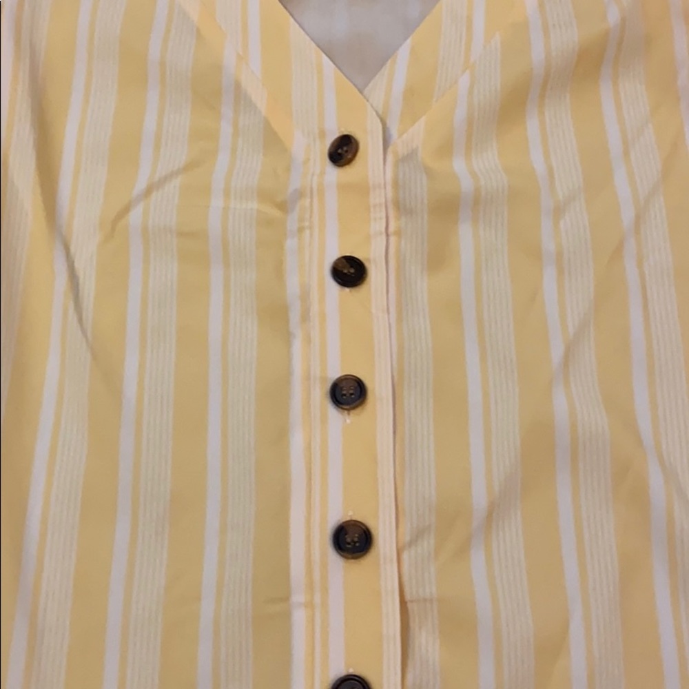 Yellow Dress - Picture 2 of 4